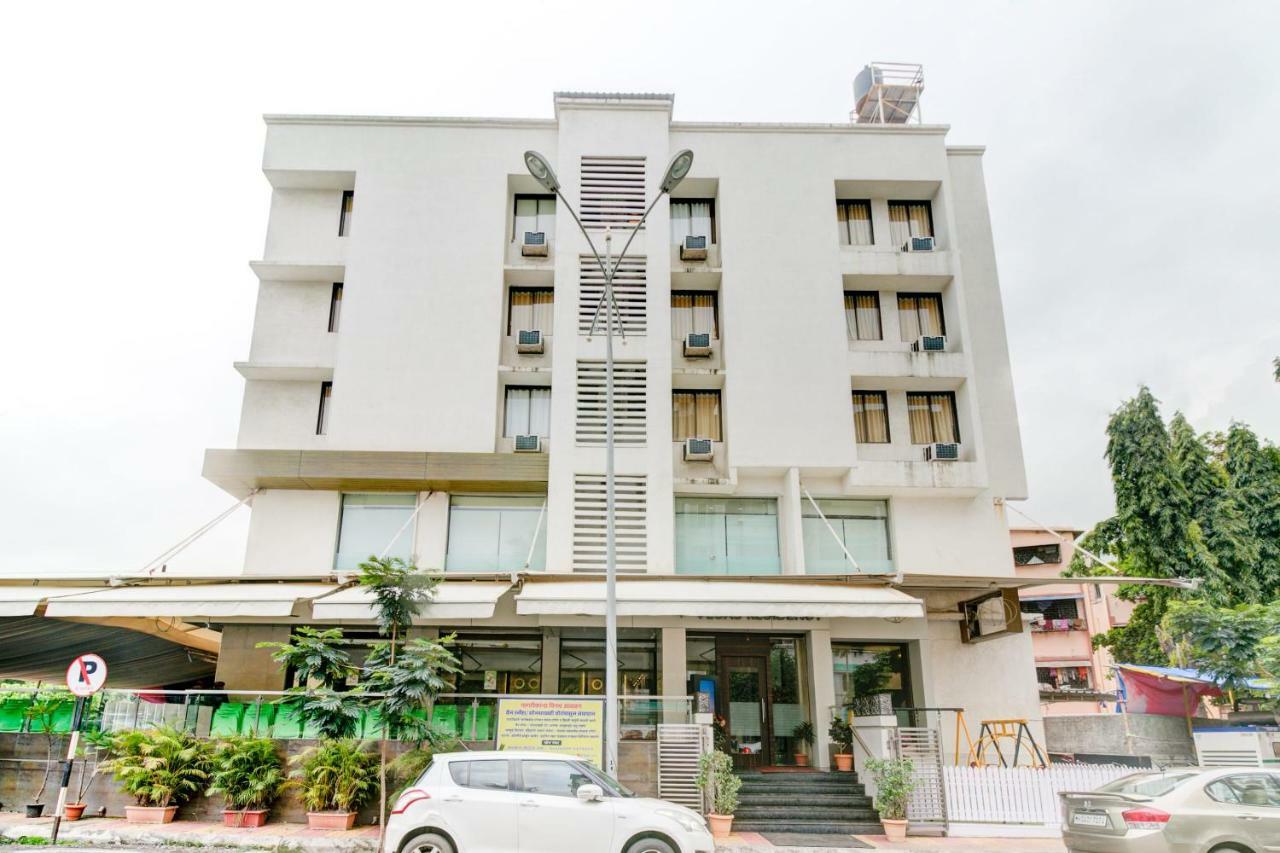 Capital O 45076 Hotel Vegas Residency Deluxe - Mumbai — Photos 2
